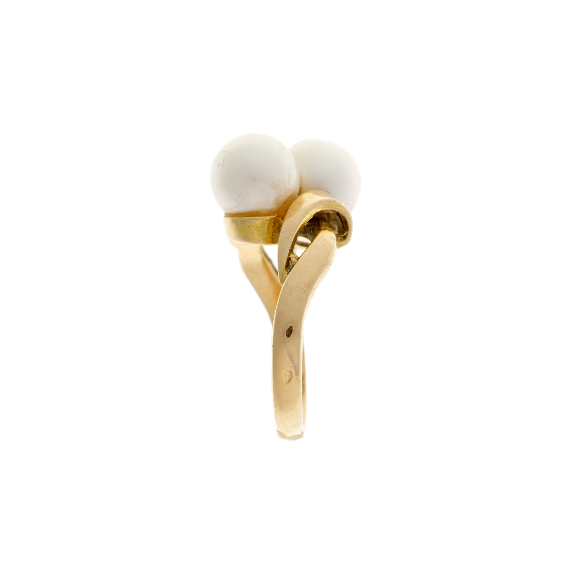 Gold Ring with Cultured Pearls