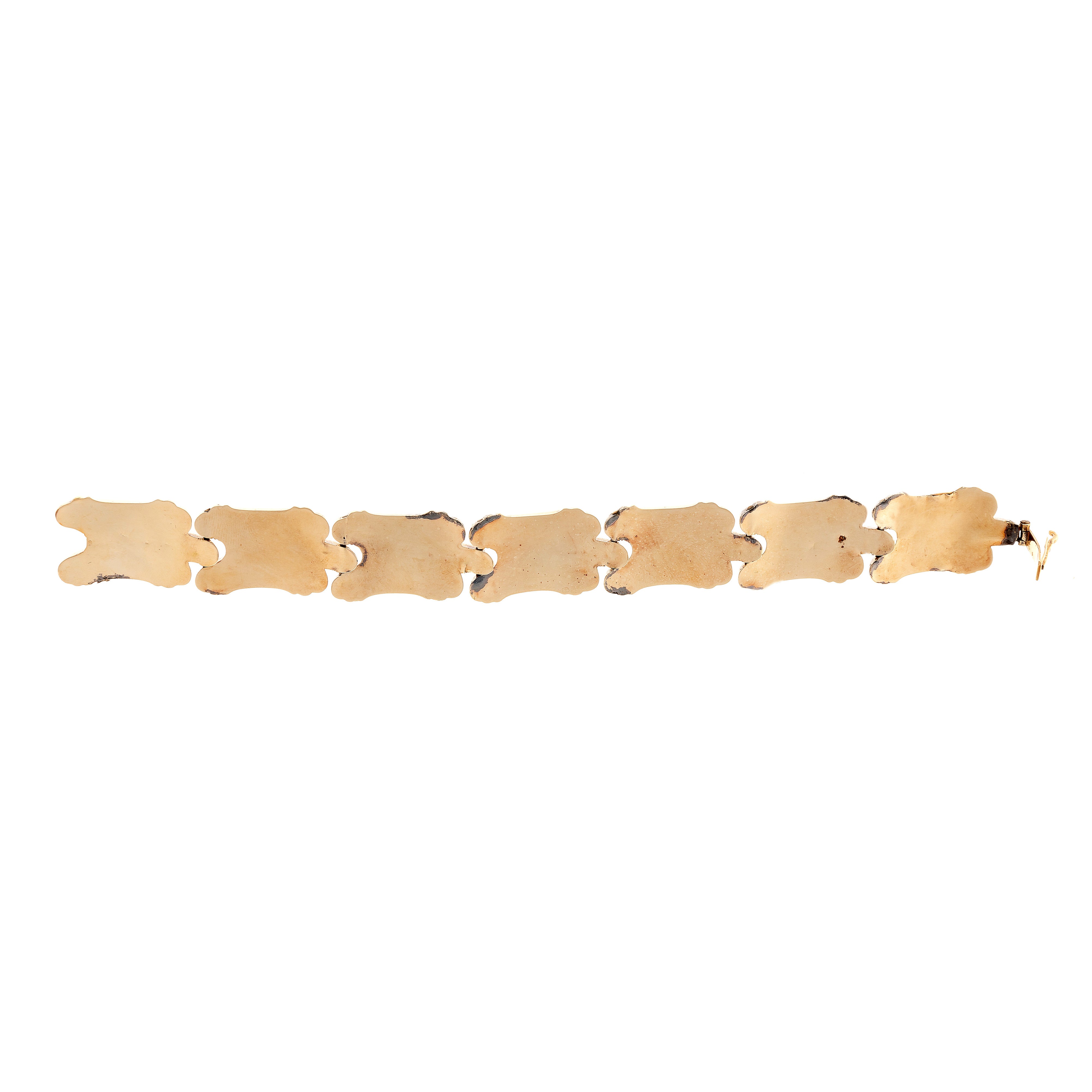 Back of the antique Victorian gold engraved panel link bracelet.