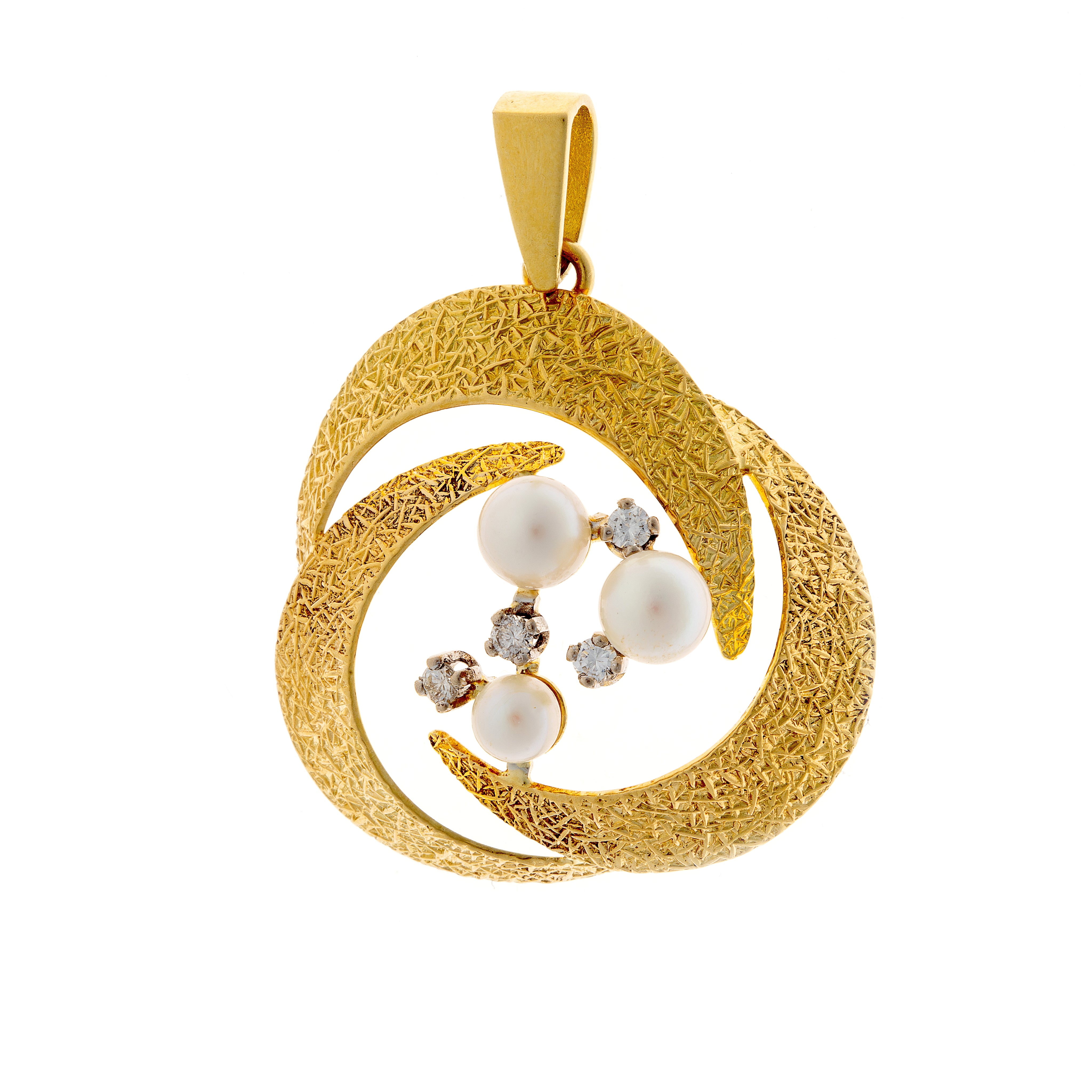 Celestial swirl gold pendant with luminous cultured pearls and brilliant diamond detailing