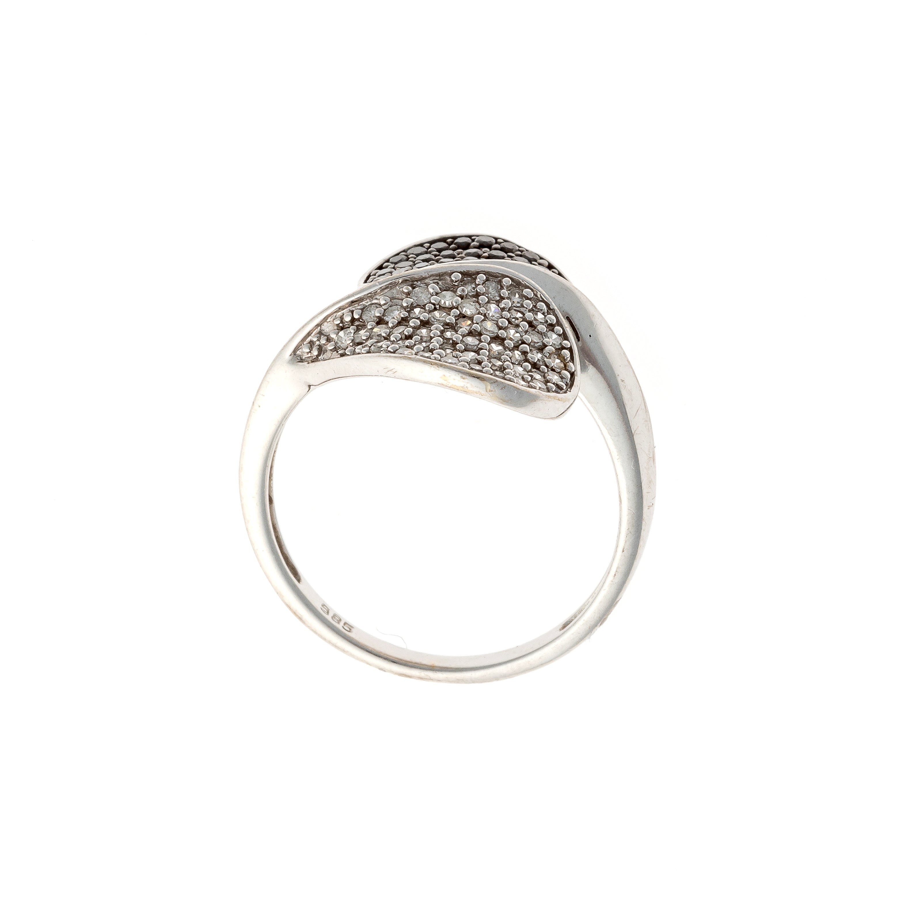 Profile of the contemporary vintage white gold yin yang diamond ring.