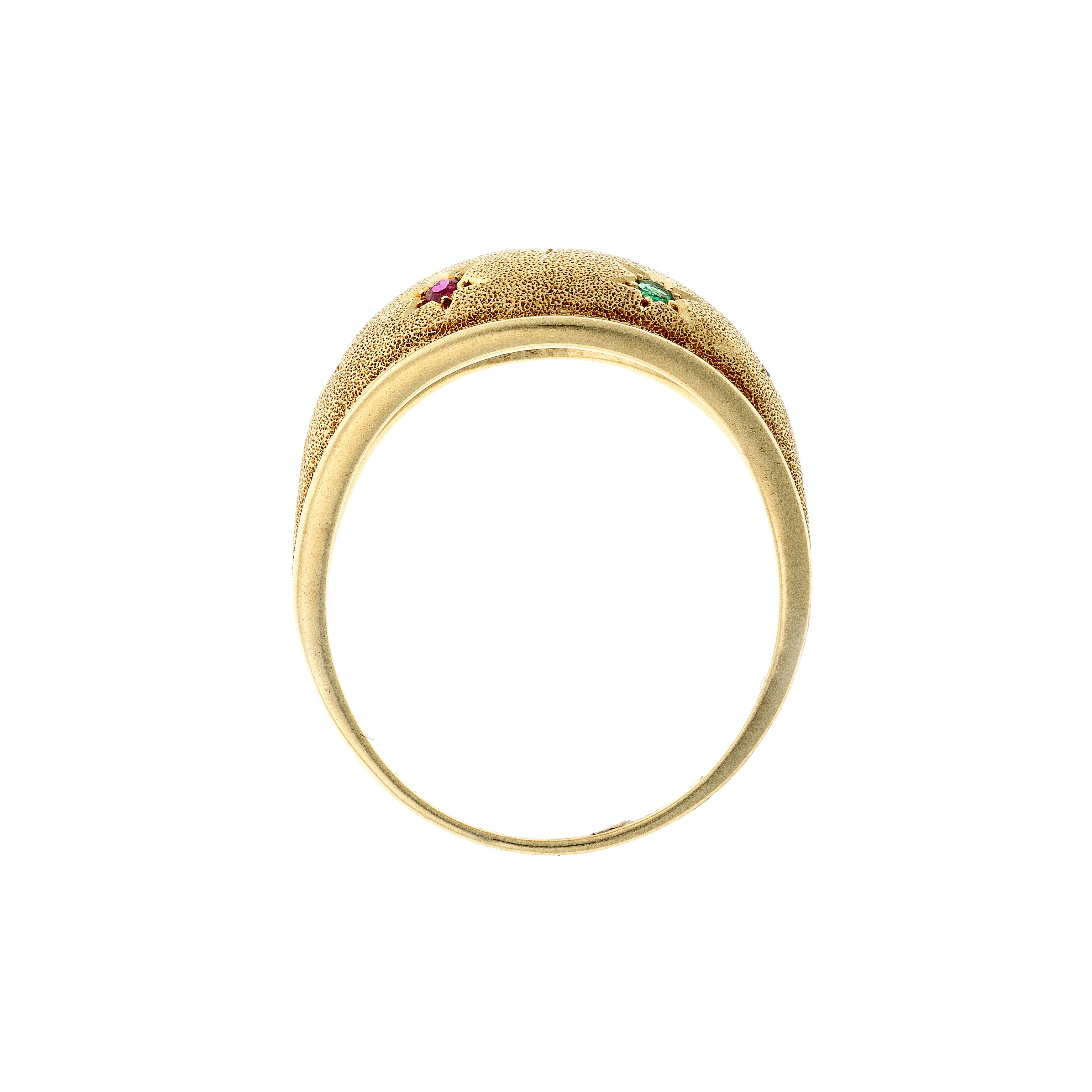 Profile of the vintage Mid-Century or sablé multi-gem star-set dome cocktail ring.
