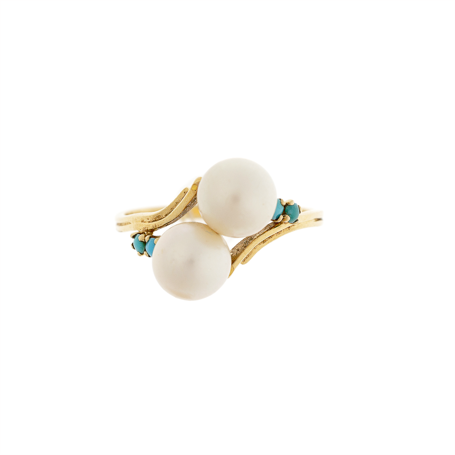 Vintage French 18k gold ring with twin cultured pearls and turquoise accents in an elegant curved setting