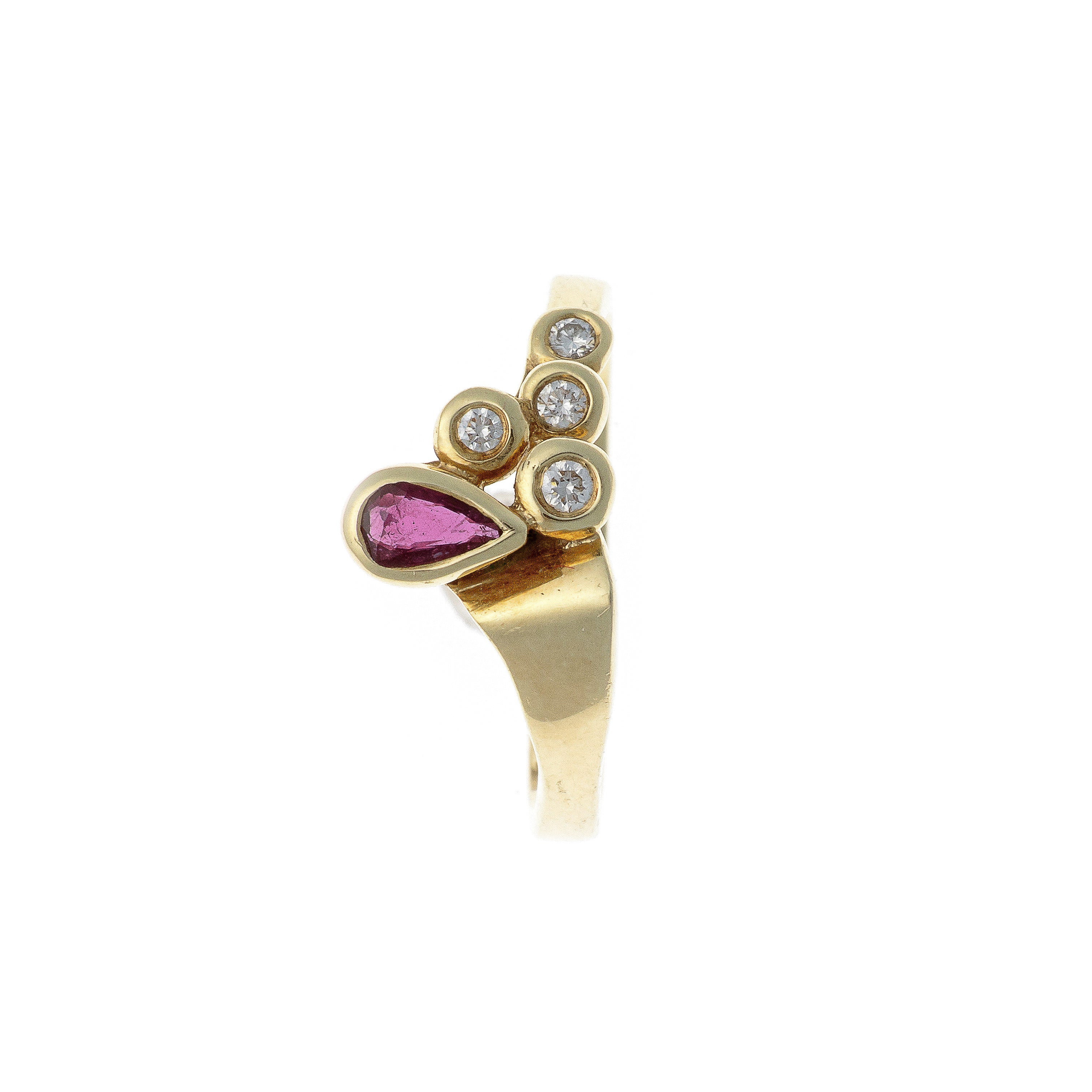 Top of the Contemporary vintage gold asymmetrical ruby and diamond cascade ring.
