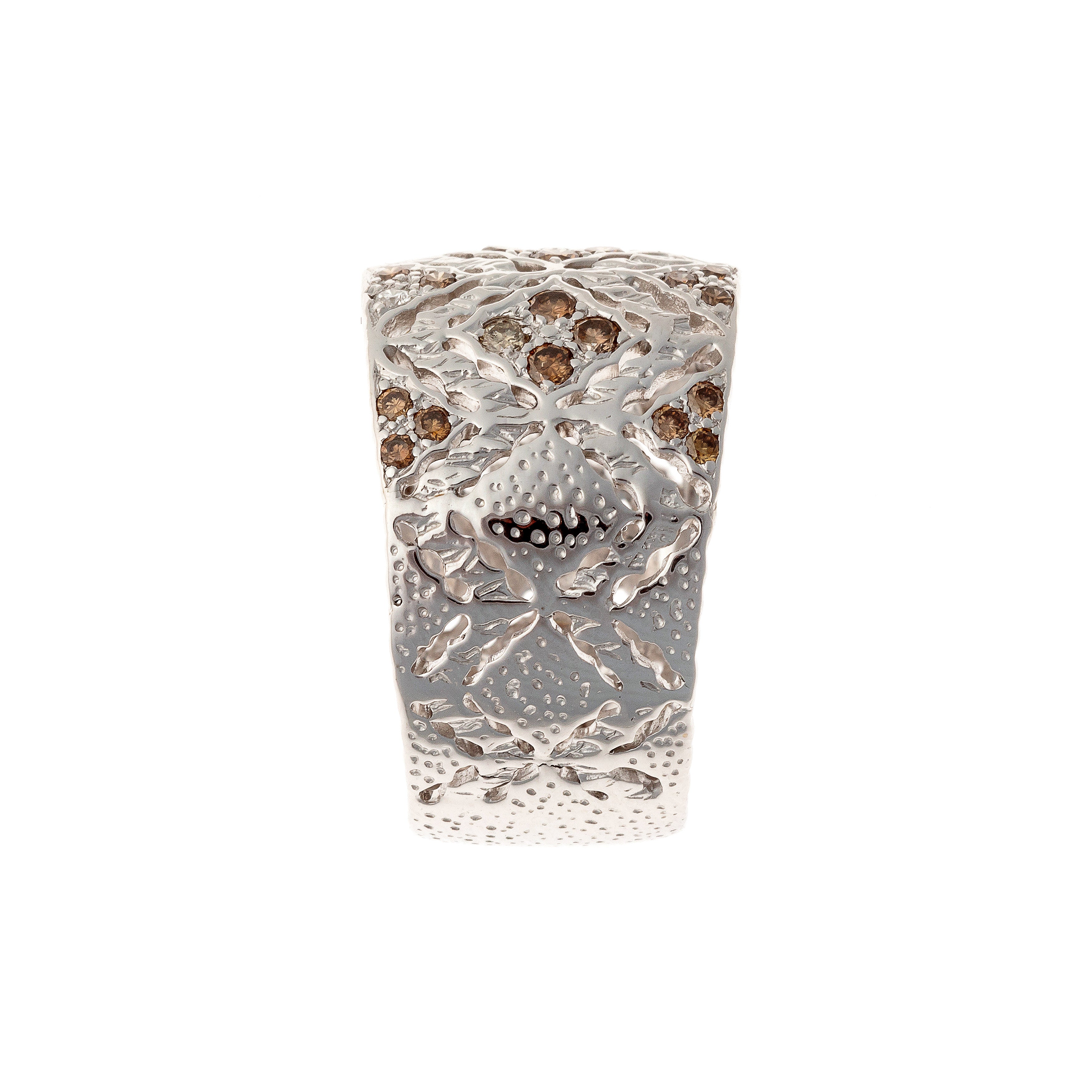 Side of the Contemporary vintage wide openwork band ring with brown diamonds.
